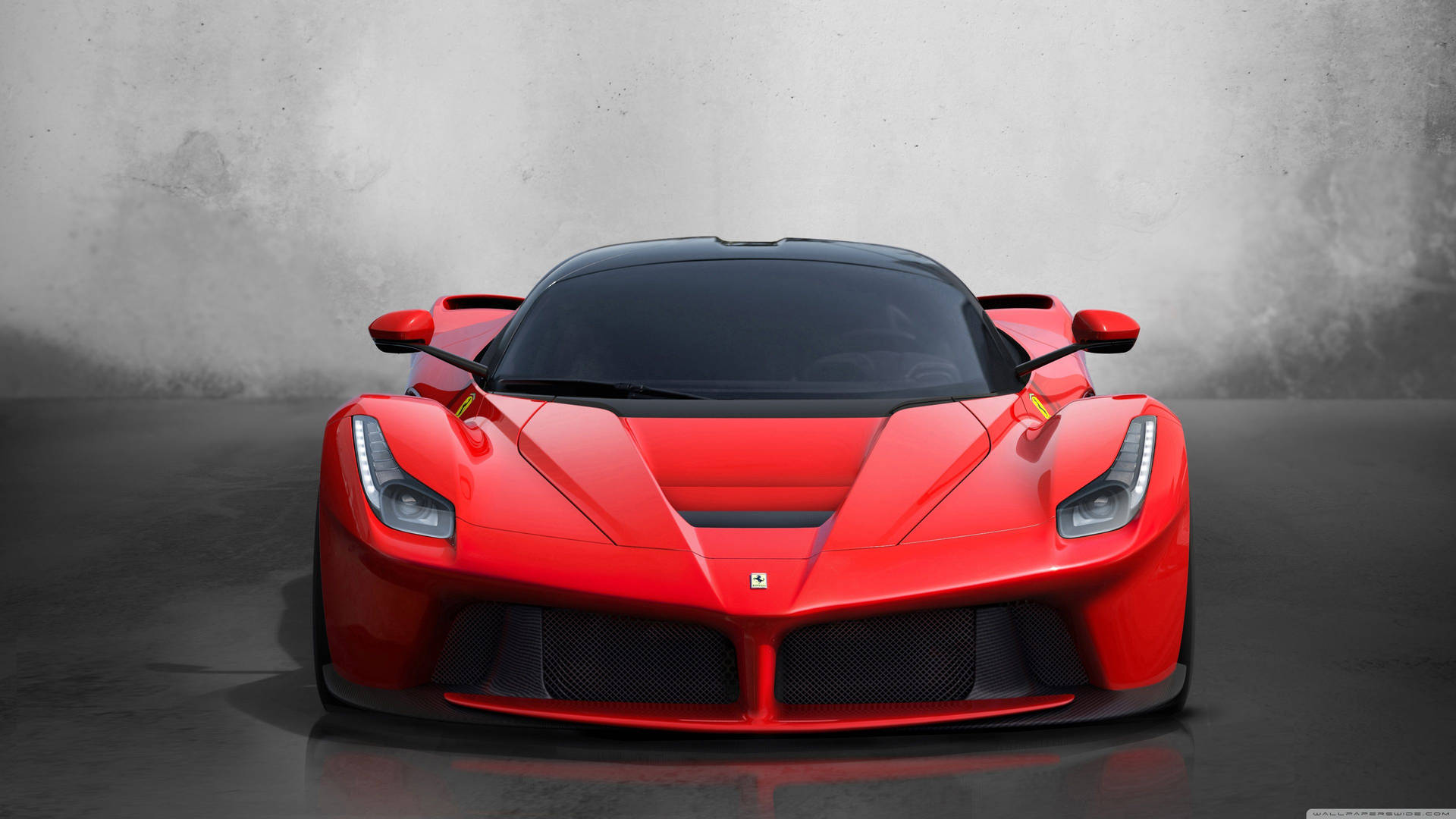Rent Ferrari in Dubai