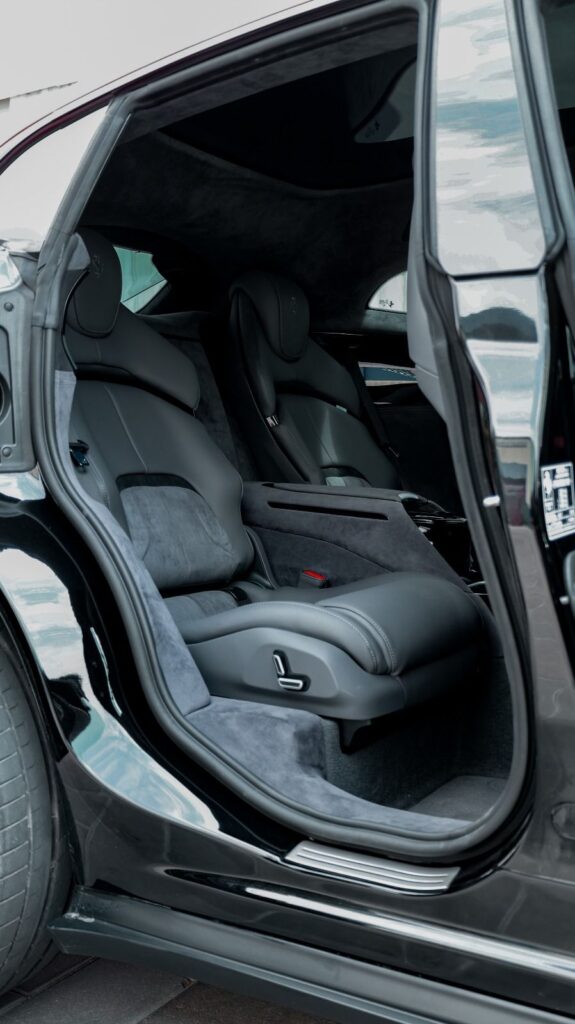 Ferrari Purosangue interior seats and dashboard