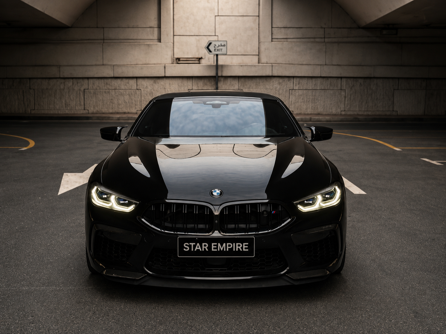 BMW M8 BLACK