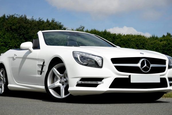 Rent Mercedes in Dubai