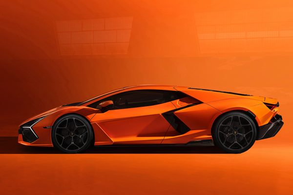 Sports car rental Dubai front view exotic luxury supercar